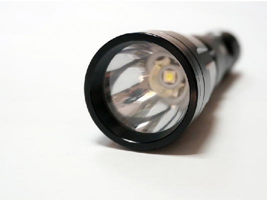 옥외 야영을 위한 500 Lumen18650 건전지 재충전용 LED 플래쉬 등